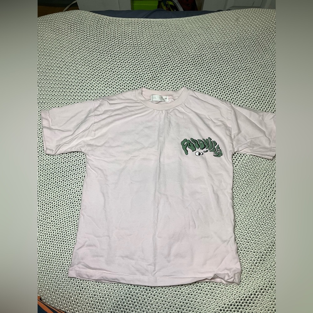 KIDS TSHIRT SIZE 6-7 ZARA
